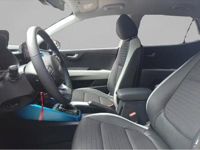 Kia Stonic (2024) - Photo 7