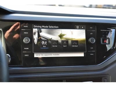 VW Taigo 1.0 TSI R-Line DSG ACC TRAVEL LANE KEYLESS CAM 1° MAIN (2024) - Photo 15