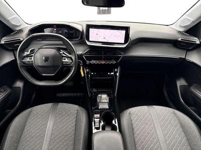 PEUGEOT 208 1.2 Hybrid 100ch Allure e-DCS6 (2024) - Foto 2