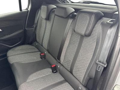 PEUGEOT 208 1.2 Hybrid 100ch Allure e-DCS6 (2024) - Foto 5