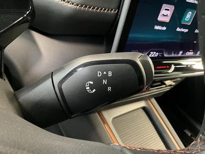 Cupra Born Zertifikat+77kWh+eBoost+LM20+P.Sennheiser (2024) - Foto 13