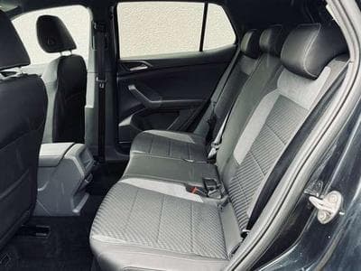 VW T-Cross T-Cross 1.0 TSI OPF DSG R-LINE (2019) - Photo 13