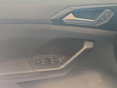 VW T-Cross R-Line (2024) - Photo 14