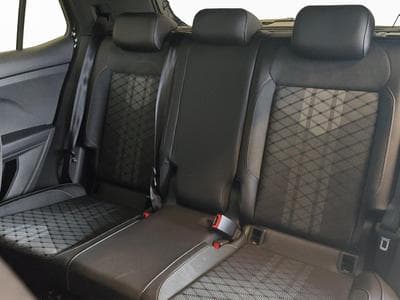 VW T-Cross R-Line (2024) - Foto 15