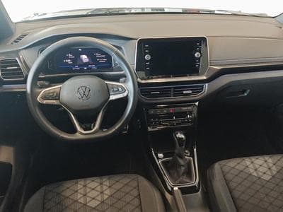 VW T-Cross R-Line (2024) - Photo 2