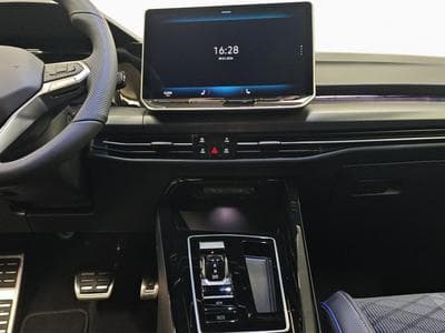 VW Golf R-LINE (2026) - Foto 12