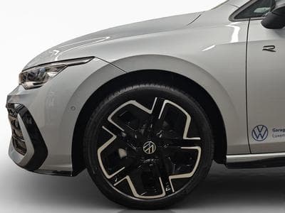 VW Golf R-LINE (2026) - Foto 8