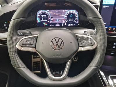 VW Golf R-LINE (2026) - Foto 10