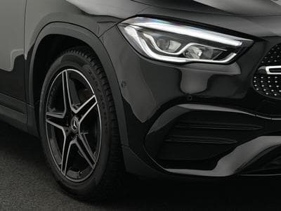 Mercedes GLA 180 AMG-Line LED+Kamera+Night+AHK+19" (2020) - Foto 9