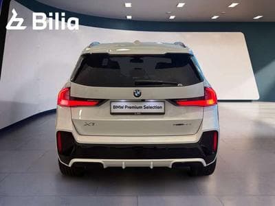 BMW X1 sDrive20i HK HiFi DAB LED Shz (2025) - Foto 4