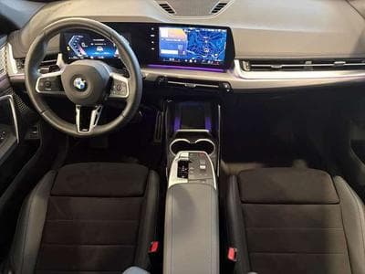 BMW X1 sDrive20i HK HiFi DAB LED Shz (2025) - Foto 7