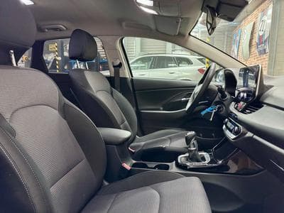 Hyundai I30 I30 1.0 T-GDi 100cv TREND (2025) - Foto 8