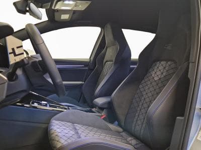 VW Golf R-LINE (2026) - Foto 9