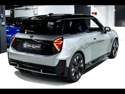 Mini Cooper John Cooper Works ELECTRIC (258 CH) – PACK XL - WARRANTY 11/ (2025) - Photo 7