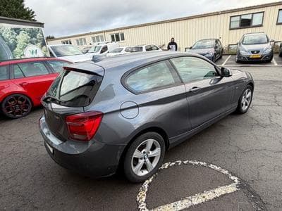 BMW 118 (F21) 118I 1.6 125KW/170CV Boite Auto 3 Portes (2013) - Foto 3