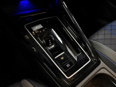 VW Golf R 4Motion 2.0 TSI 320 CV DSG7  *Toit Ouvrant* *Caméra* *ACC* (2023) - Photo 14