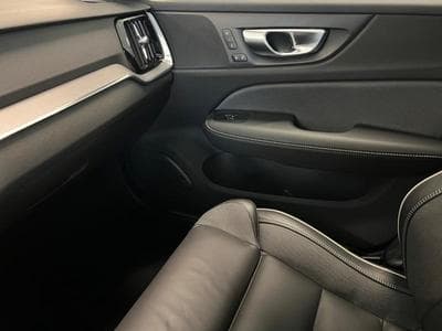 Volvo V60 Plus (2023) - Foto 11