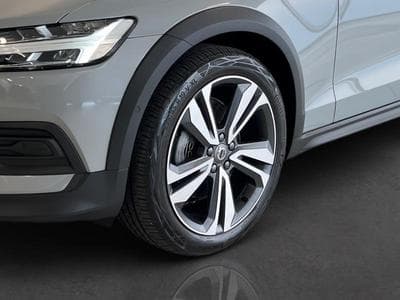 Volvo V60 Plus (2023) - Foto 6