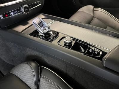 Volvo V60 Plus (2023) - Foto 8