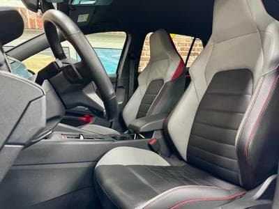 VW Golf Golf VIII GTI 2.0 TSi 245cv Auto Cuir/Navi/LED/ACC/Cam (2022) - Foto 5