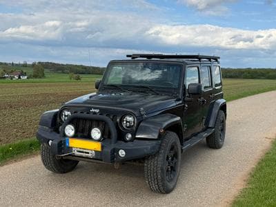 Jeep Wrangler Unlimited Sahara 2.8 CRD Automatik (2015) - Photo 1