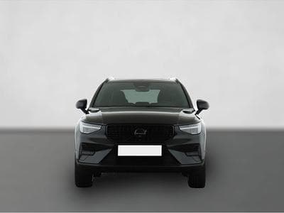Volvo XC40 (2025) - Photo 2