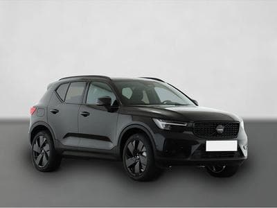 Volvo XC40 (2025) - Photo 3