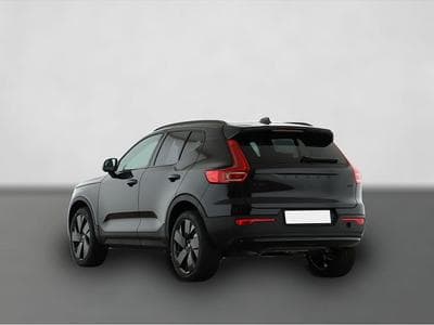 Volvo XC40 (2025) - Photo 7