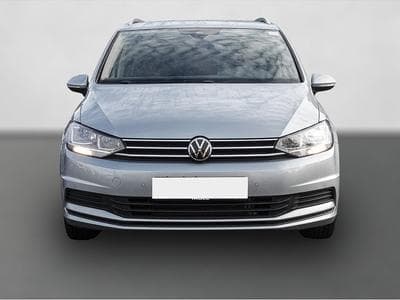 VW Touran (2024) - Foto 2