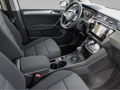 VW Touran (2024) - Foto 6