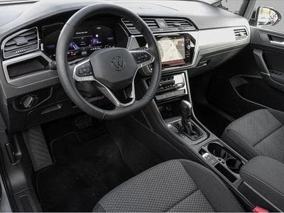 VW Touran (2024) - Foto 7