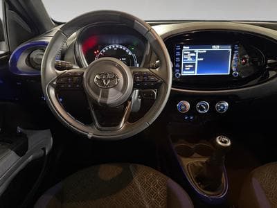 Toyota Aygo 1.0 ESSENCE (2023) - Photo 6