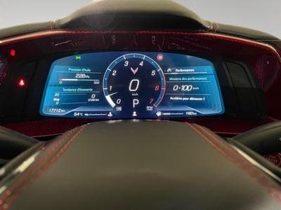 Chevrolet Corvette 6.2 STINGRAY 3LT (2023) - Photo 2