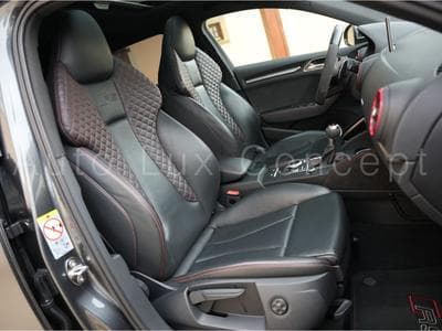 Audi RS3 Sportback 2.5 TFSI quattro S tronic 7 (2018) - Foto 9