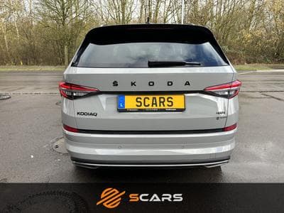 Skoda Kodiaq 2.0 Tsi SportLine 4Motion DSG (2023) - Foto 6