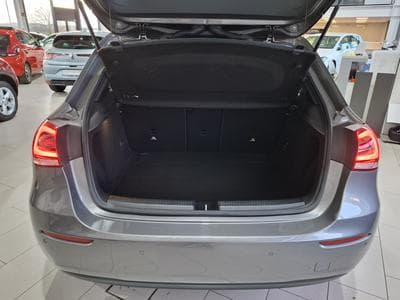 Mercedes A 180 D 116, CUIR, NAVI, CAMERA, LED, COCKPIT DIGITAL (2020) - Foto 12