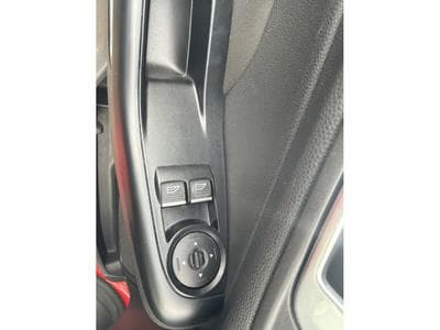 Ford Fiesta ST 1.6 182CV (2015) - Photo 12