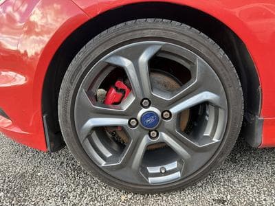 Ford Fiesta ST 1.6 182CV (2015) - Photo 4