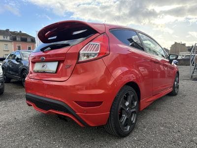 Ford Fiesta ST 1.6 182CV (2015) - Photo 7