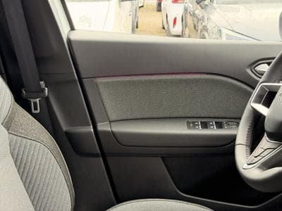 Renault Captur 1.3 Tce E-TECH 145 Hybrid Techno EDC (2026) - Photo 13