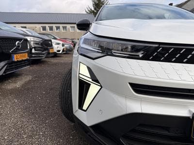 Renault Captur 1.3 Tce E-TECH 145 Hybrid Techno EDC (2026) - Photo 8