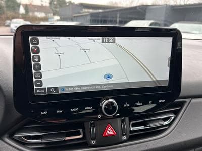 Hyundai i30 i30 Lim. 1.6 CRDi Hybrid *Navi*Kamera*LED*Euro6* (2021) - Photo 11