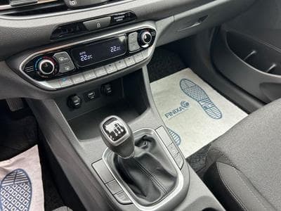 Hyundai i30 i30 Lim. 1.6 CRDi Hybrid *Navi*Kamera*LED*Euro6* (2021) - Photo 13