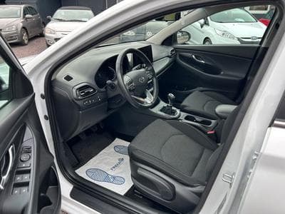 Hyundai i30 i30 Lim. 1.6 CRDi Hybrid *Navi*Kamera*LED*Euro6* (2021) - Photo 7