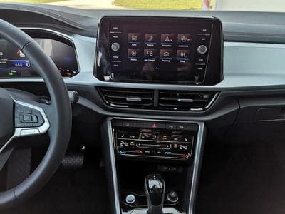 VW T-Roc LIFE (2026) - Photo 6