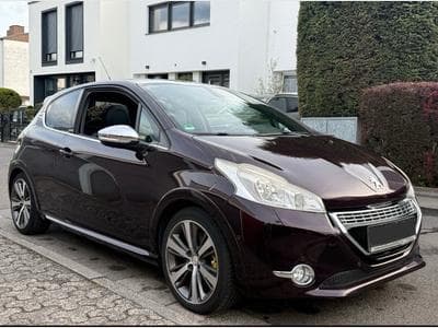 Peugeot 208 1.6 THP 156 XY (2013) - Photo 1