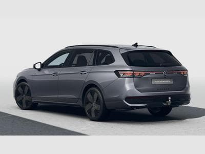 VW Passat R-Line Signature (2025) - Foto 3