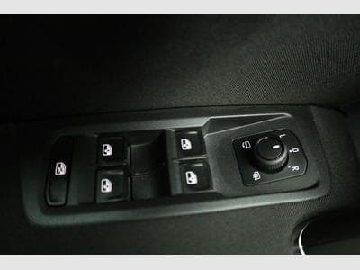 VW Touran Comfortline BMT/Start-Stopp (2026) - Photo 7