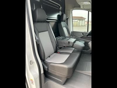 VW Crafter 30 2.0 TDI (2026) - Photo 6