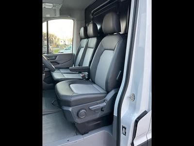VW Crafter 30 2.0 TDI (2026) - Photo 5